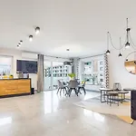 - Perlowa Przystan * קולובז'ג