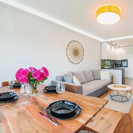 - Perlowa Przystan Apartamento Kołobrzeg