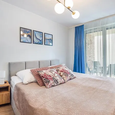 - Perlowa Przystan Apartment Kolberg