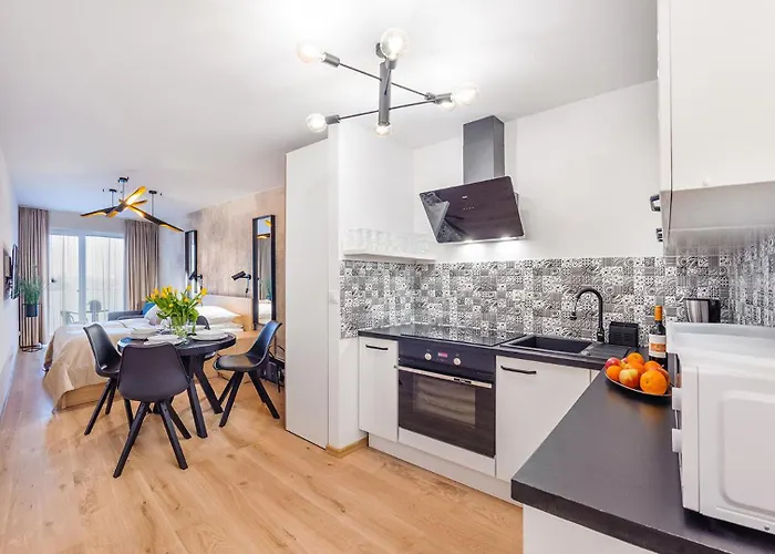 - Perlowa Przystan Kolobrzeg