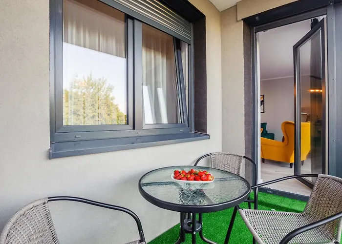 - Perłowa Przystań