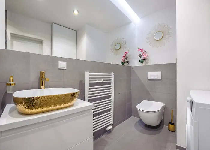 - Perlowa Przystan Apartment *