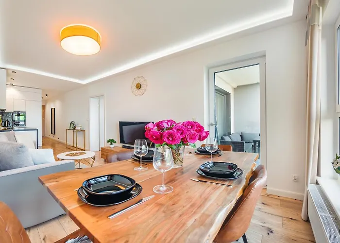 - Perlowa Przystan Apartment Kolobrzeg